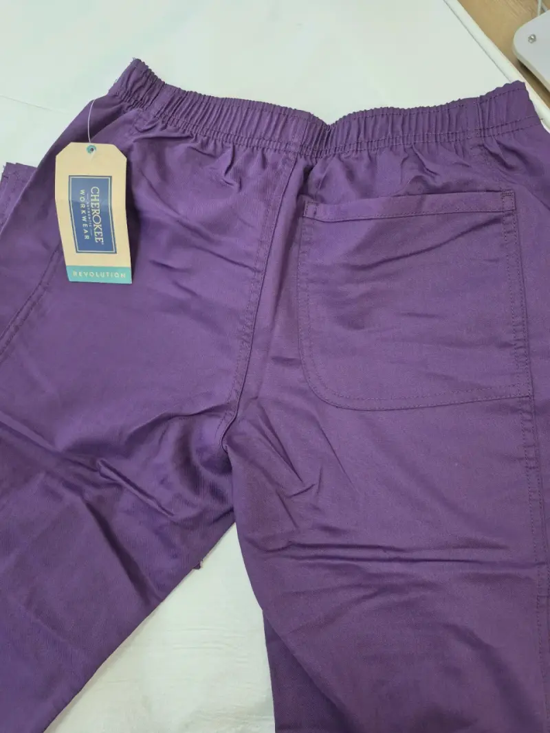 Pantalones médicos morados Cherokee Revolution - 2