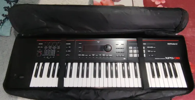 Teclado sintetizador Roland XPS-30 en buen estado - 1