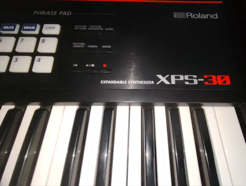 Teclado sintetizador Roland XPS-30 en buen estado - 2