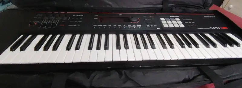 Teclado sintetizador Roland XPS-30 en buen estado - 4