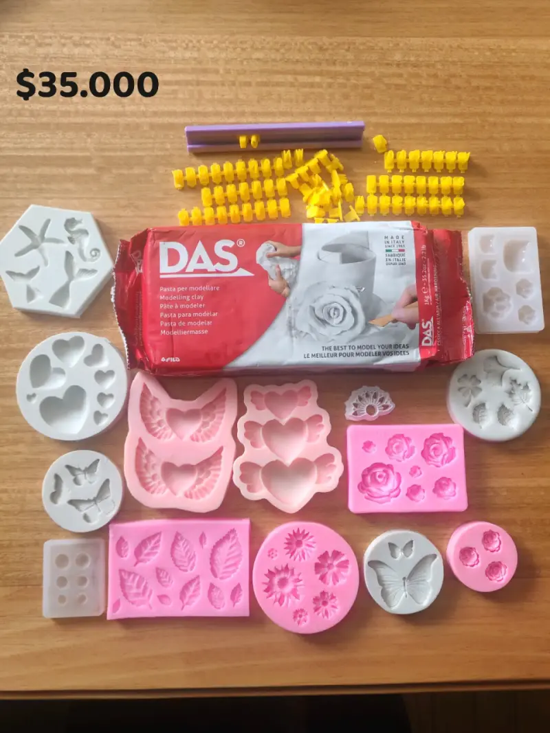 Set de moldes y pasta para modelar