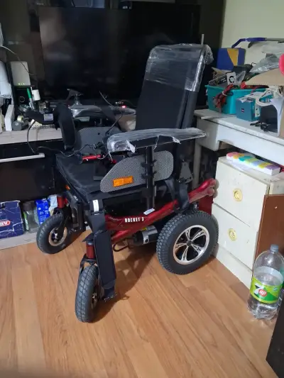 Silla de ruedas eléctrica plegable Rocket 3 - miniatura 2