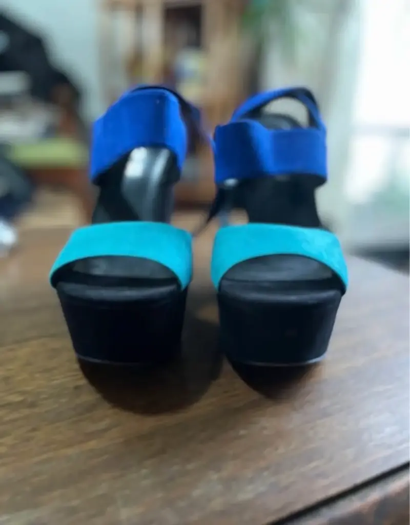 Sandalias de plataforma bicolor Aldo - 3