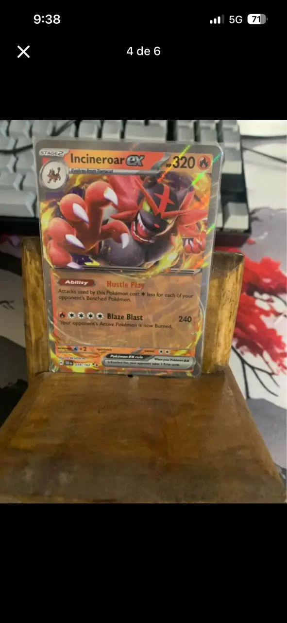 Carta Pokémon Incineroar EX holográfica