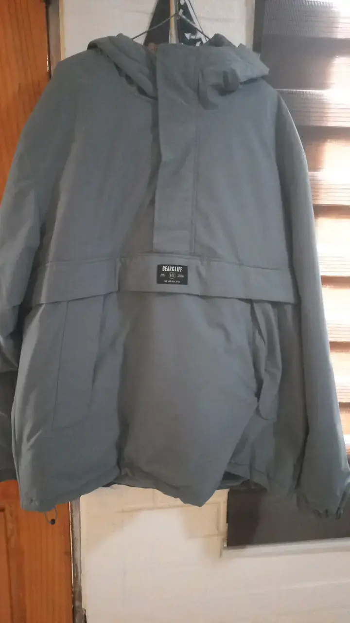 Chaqueta impermeable gris Bearcliff con capucha - 1