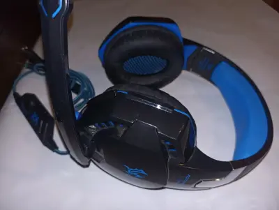 Auriculares gaming con micrófono y control de vol - miniatura 2