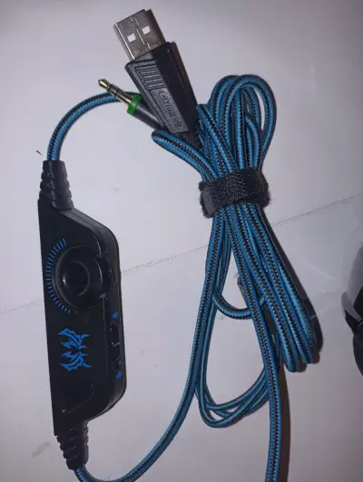 Auriculares gaming con micrófono y control de vol - miniatura 3