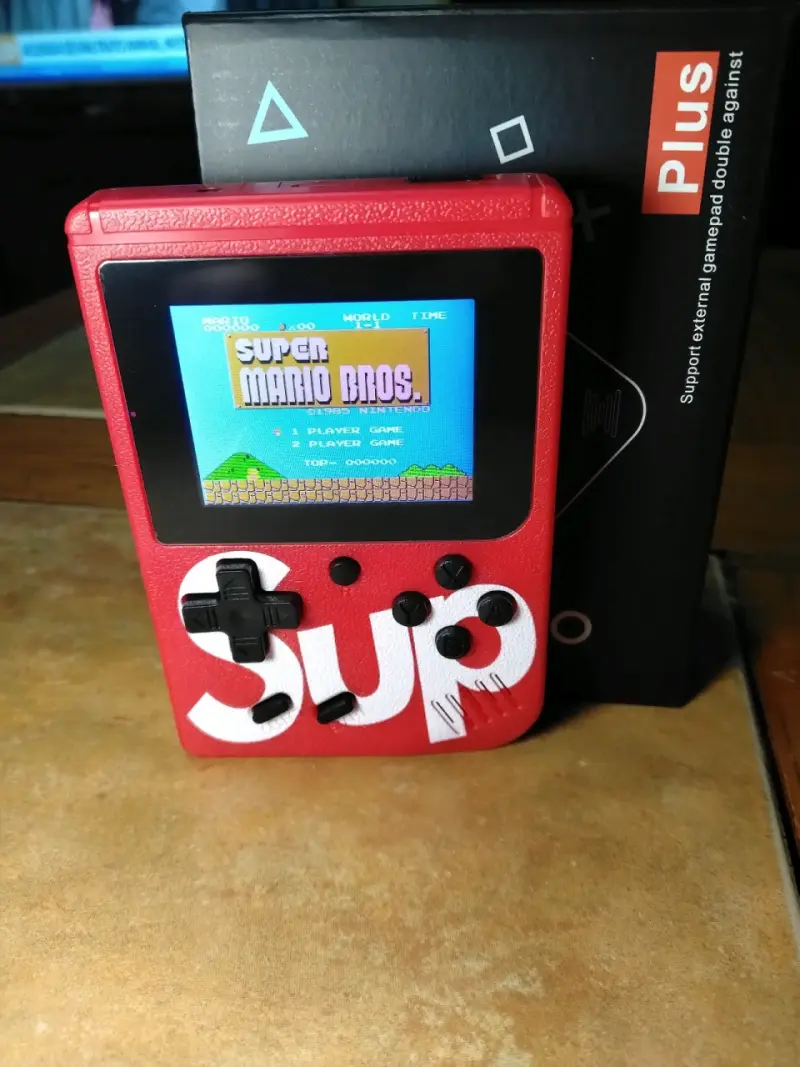 Consola portátil retro SUP Plus roja - 4