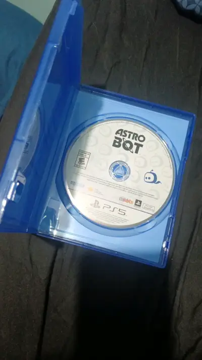 Juego PS5 Astro Bot y Gran Turismo 7en buen estado - miniatura 2
