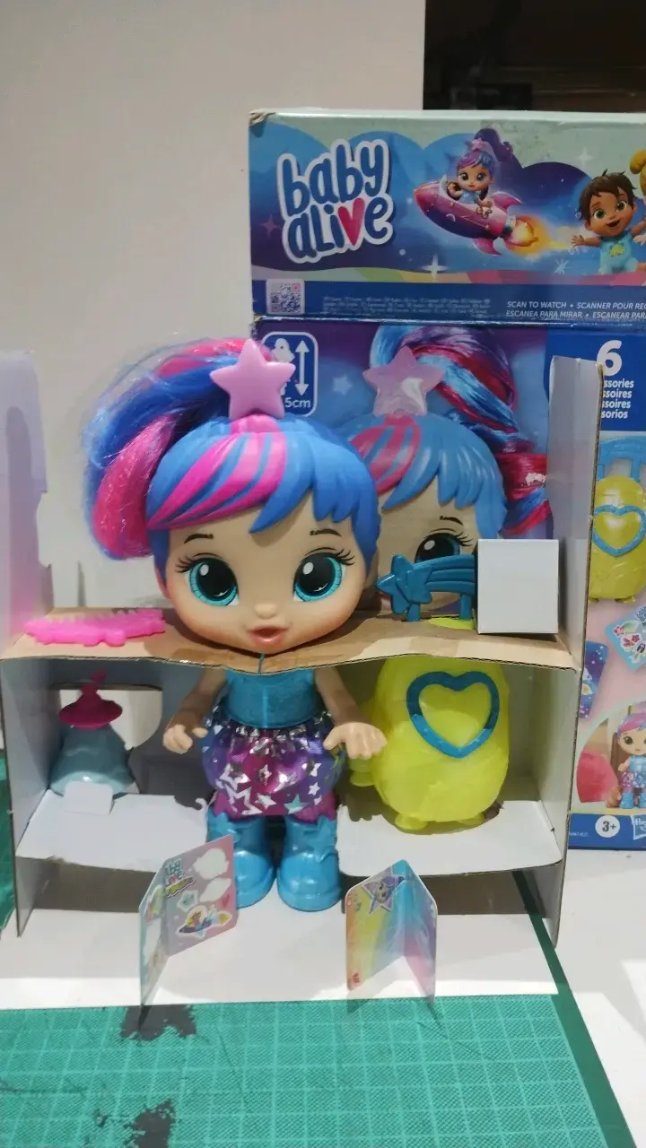 Muñeca Baby Alive Star Besties con accesorios
