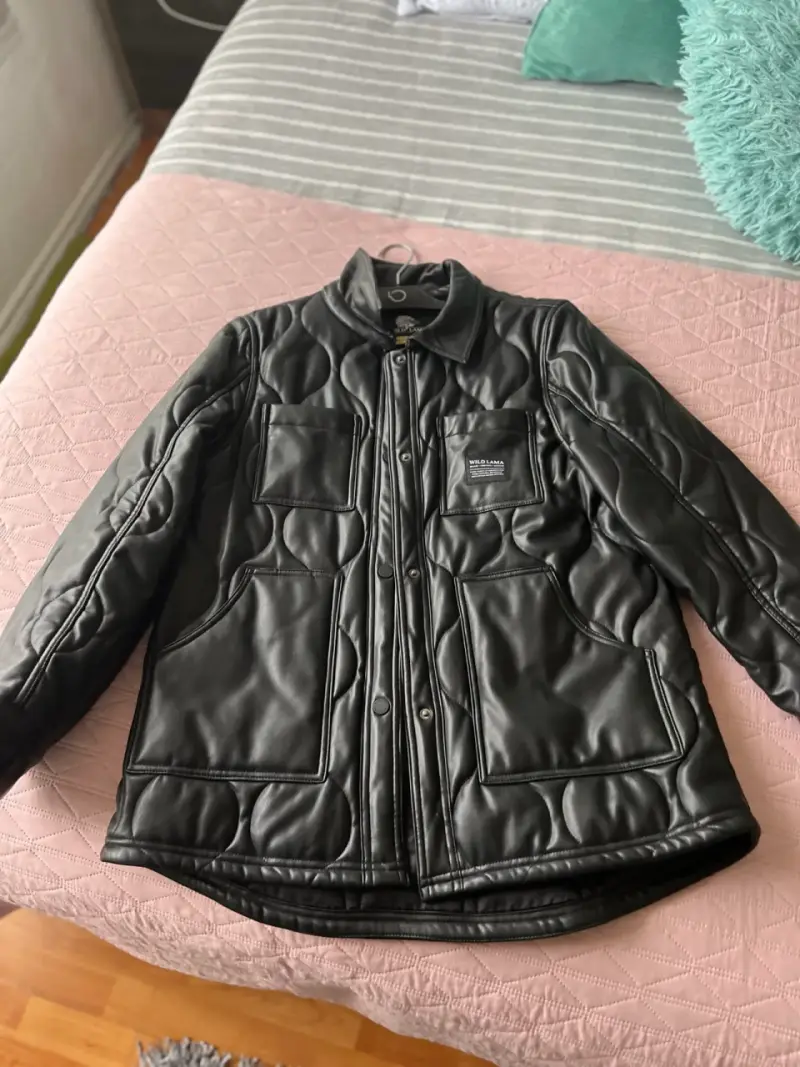 Chaqueta de cuero reciclado Wild Lama negra - 1