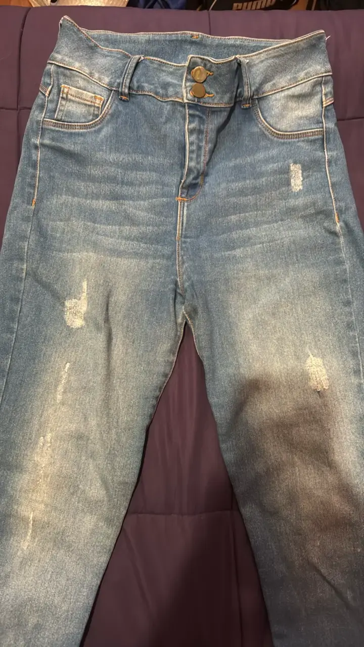 Jeans de mezclilla azul desgastados para mujer - 1