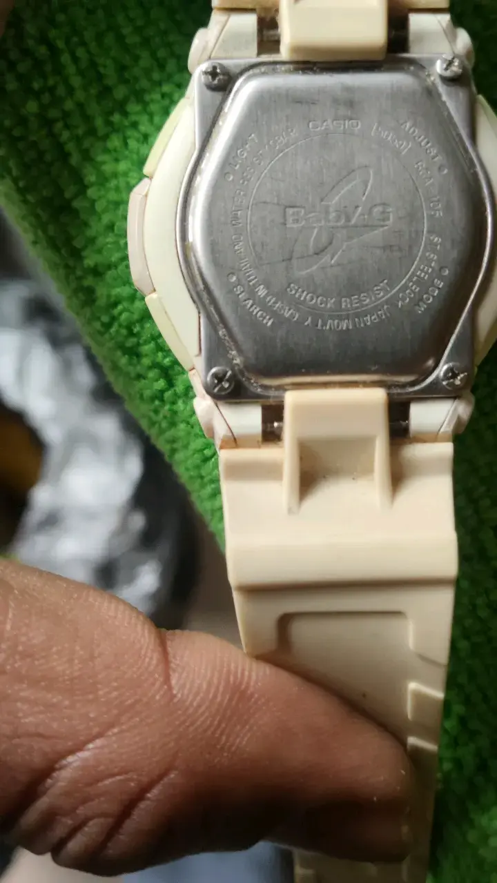 Reloj Casio Baby-G Blanco Resistente al Agua - 2