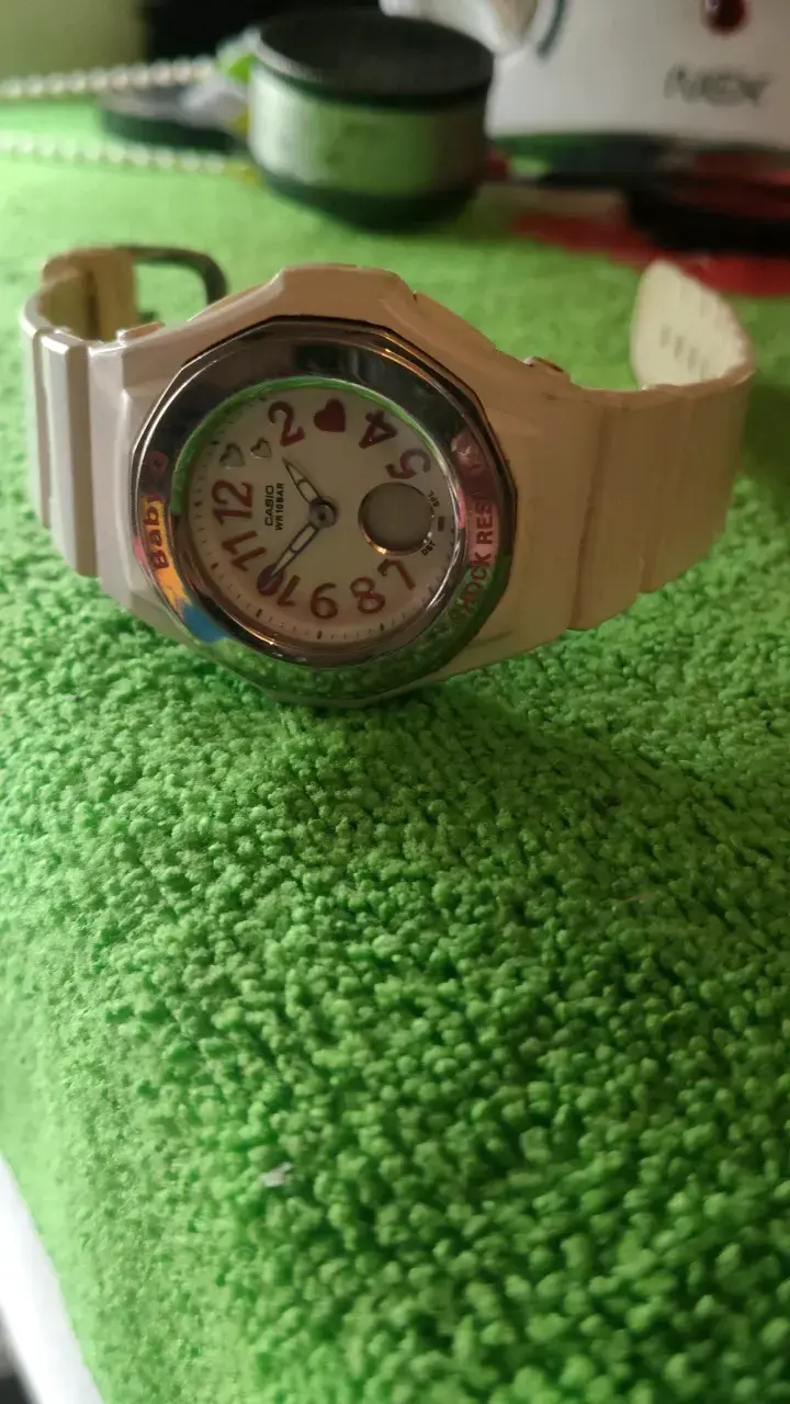 Reloj Casio Baby-G Blanco Resistente al Agua - 3