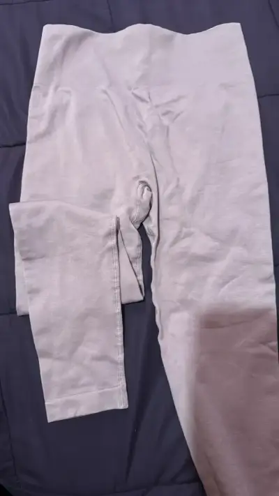 Leggings deportivos talla L sin uso - miniatura 1