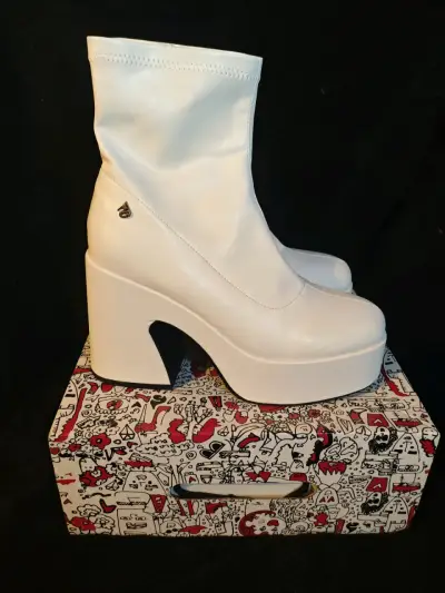 Botines de plataforma blancos con cierre - miniatura 1
