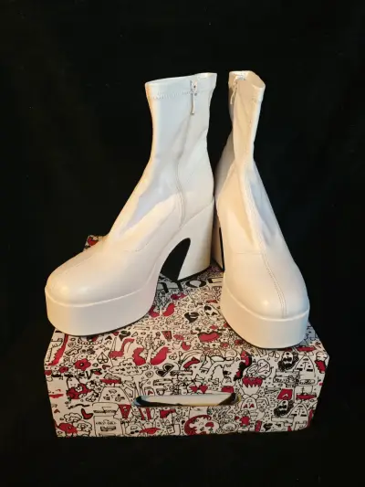 Botines de plataforma blancos con cierre - miniatura 2