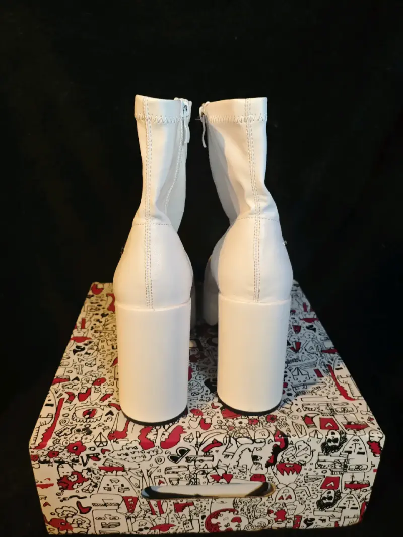 Botines de plataforma blancos con cierre - 3