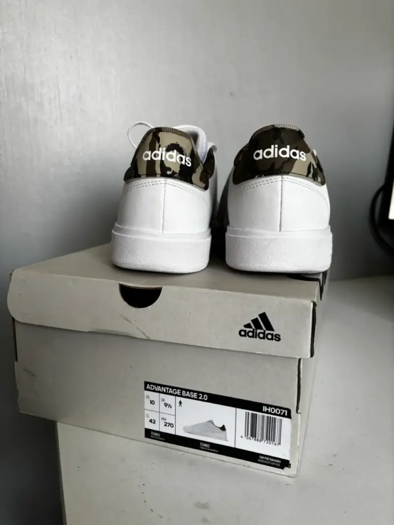 Zapatillas blancas Adidas Advantage Base 2.0 - 2