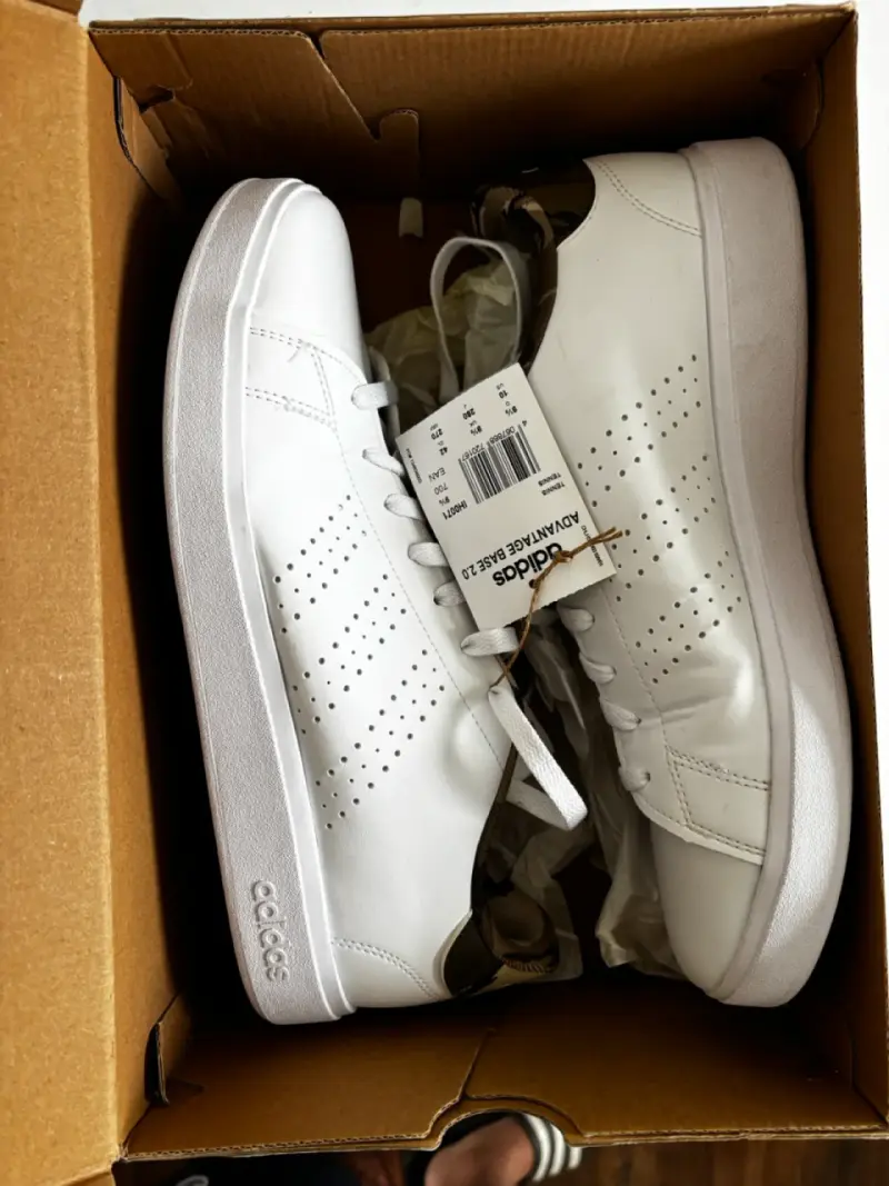 Zapatillas blancas Adidas Advantage Base 2.0 - 3