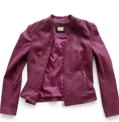 Chaqueta de cuero sintético burdeos para mujer - miniatura 1
