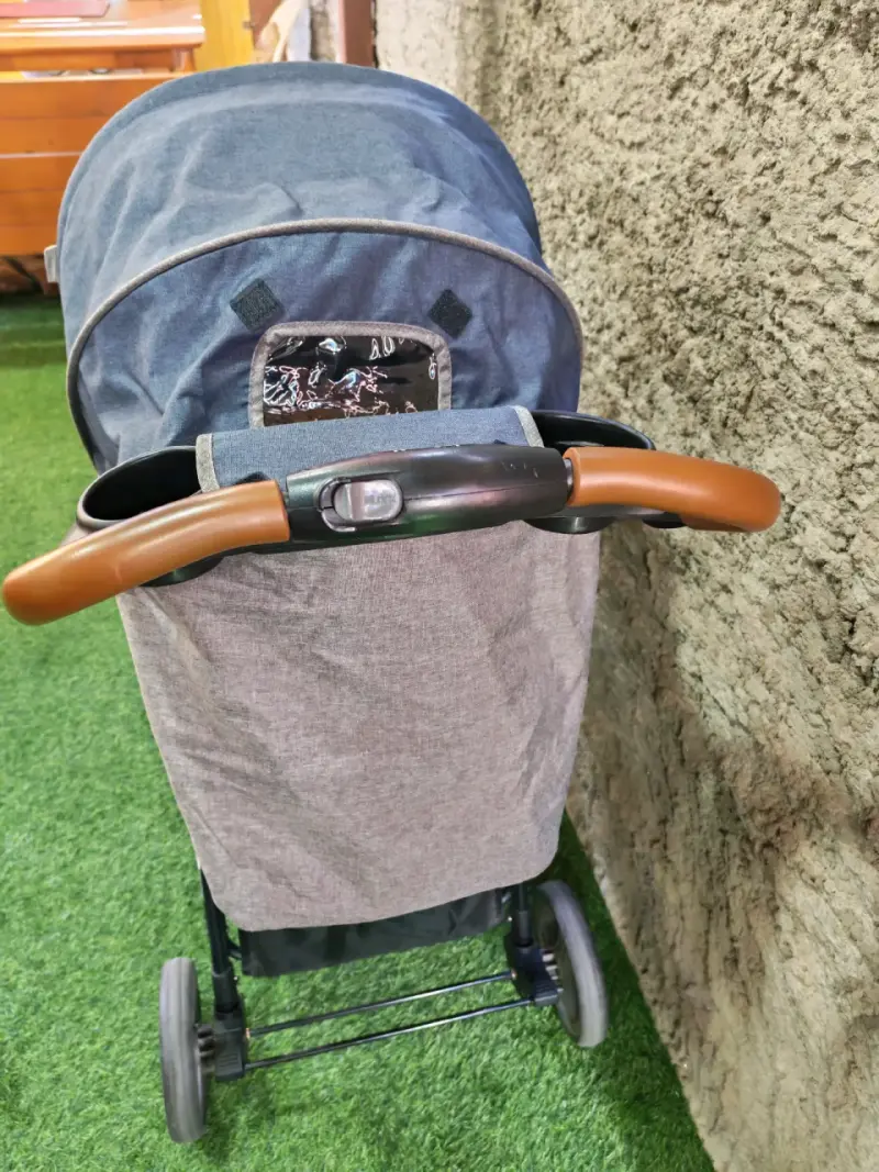 Coche y silla de auto Infanti en excelente estado - 5