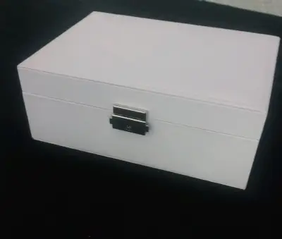 Caja organizadora de joyas con cerradura - miniatura 1