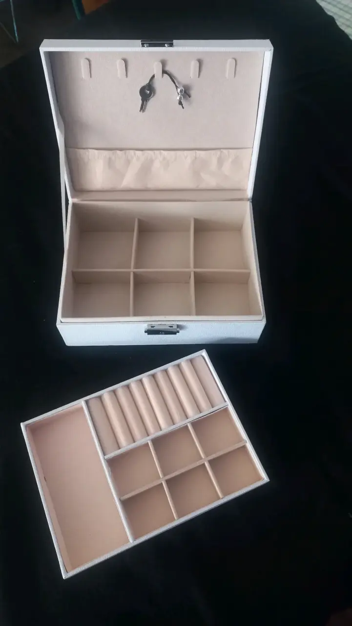 Caja organizadora de joyas con cerradura - 3