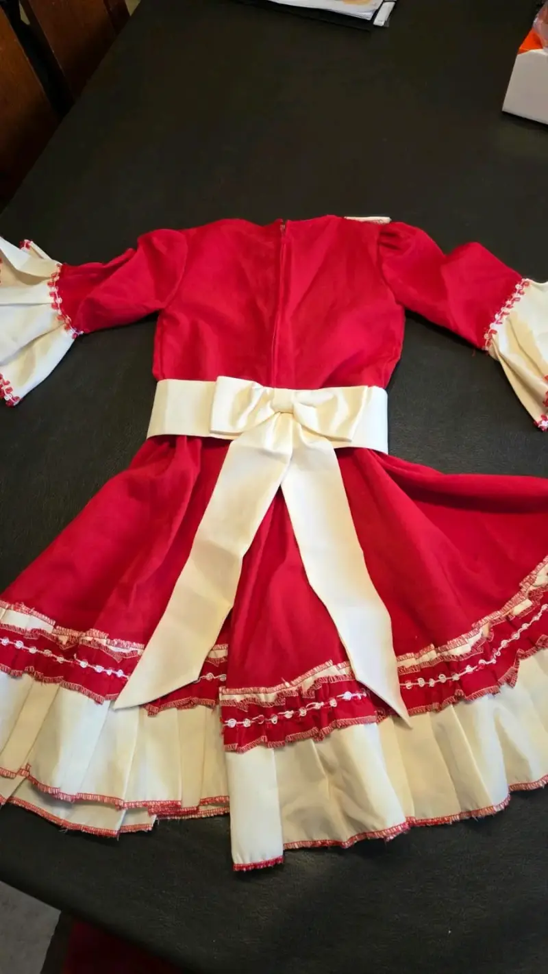 Vestido de Huasa Infantil Rojo con Encaje - 2