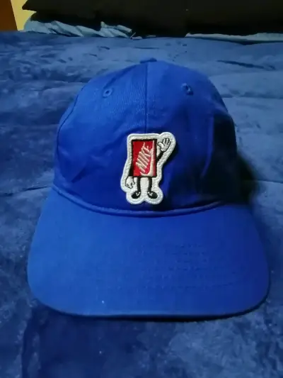 Gorra azul Nike para niños con logo bordado - miniatura 1