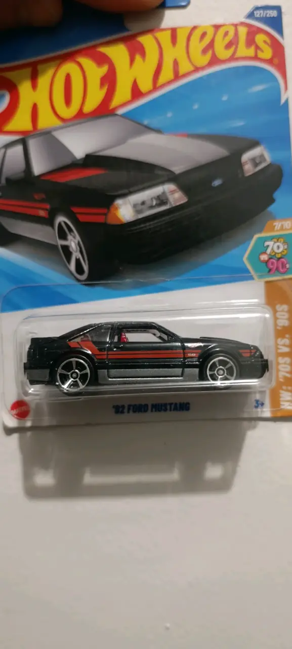 Autos Hot Wheels - 4