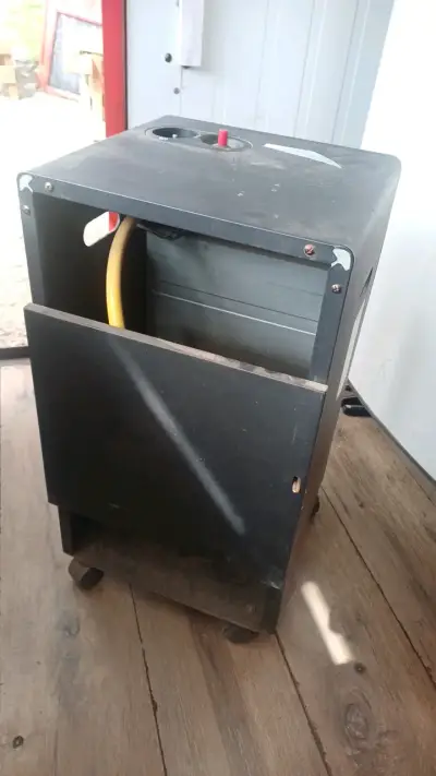 Estufa a gas Kalor con ruedas - miniatura 2