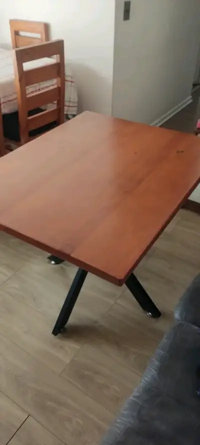 Mesa de comedor madera - miniatura 1