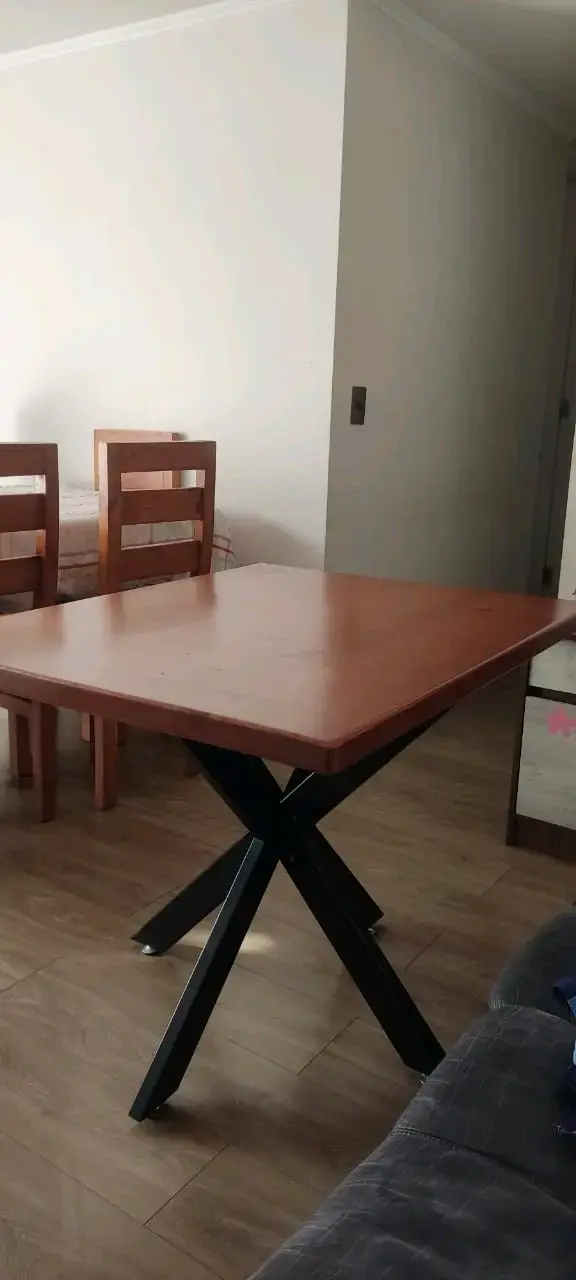 Mesa de comedor madera - 2