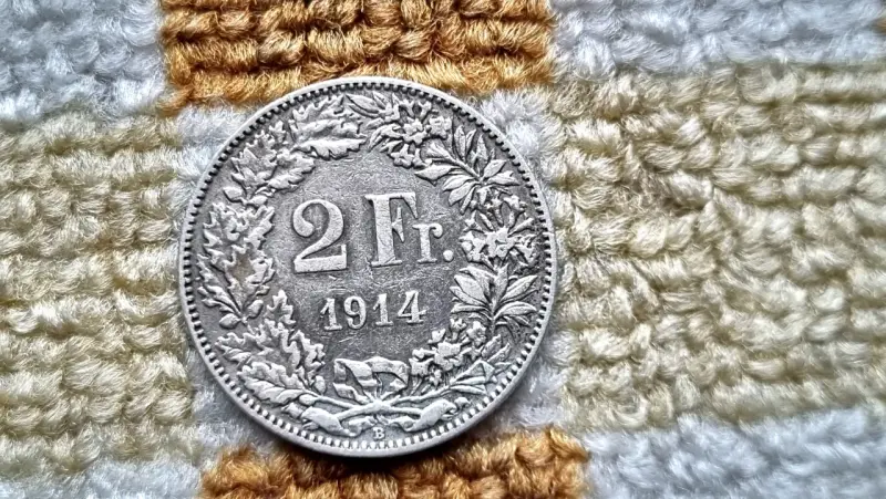 Moneda Suiza Plata 2 Francos 1914. Un Euro. - 1