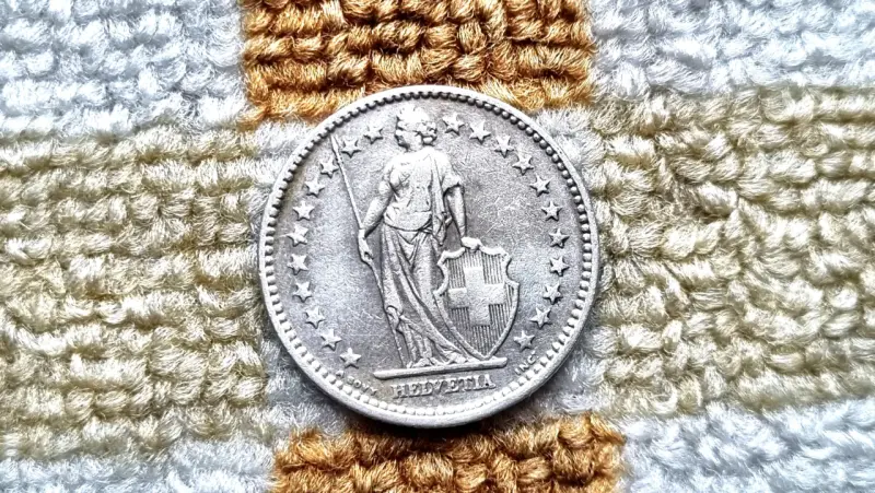 Moneda Suiza Plata 2 Francos 1914. Un Euro. - 2