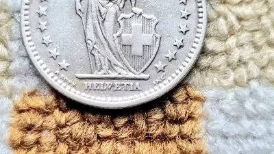 Moneda Suiza Plata 2 Francos 1914. Un Euro. - miniatura 3