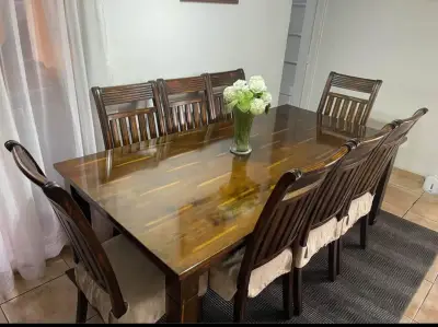 Mesa de comedor de madera con 8 sillas - miniatura 2