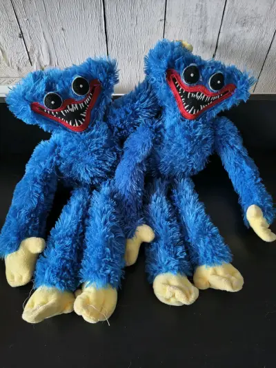 Peluche Huggy Wuggy azul suave y divertido - miniatura 3