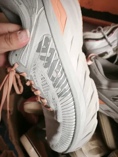 Zapatillas deportivas Grises Hoka one one - miniatura 3