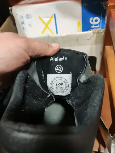 Botas de Seguridad Negras Treck con Punta de Acero - miniatura 5