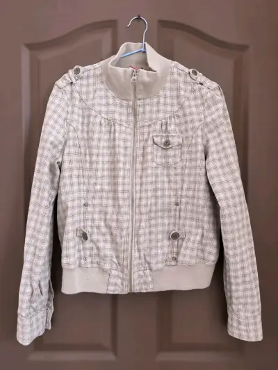 Chaqueta de mujer a cuadros beige - miniatura 1