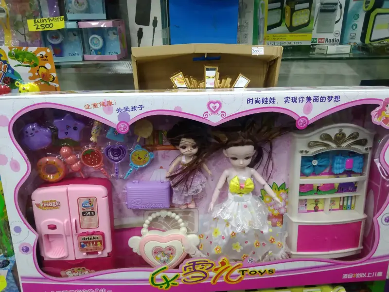 Set de Muñecas con Accesorios y Muebles - 2