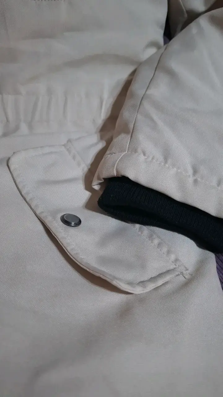 Chaqueta beige marca Only talla L - 3
