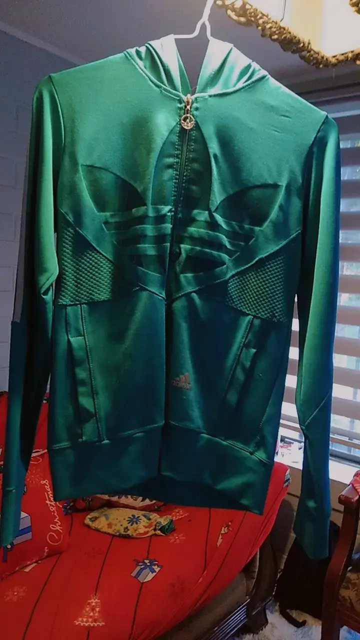 Chaqueta deportiva verde con capucha Adidas - 1