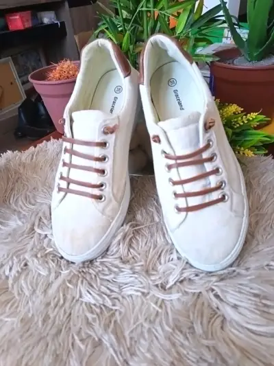 Zapatillas casuales beige Graceland para mujer - miniatura 1