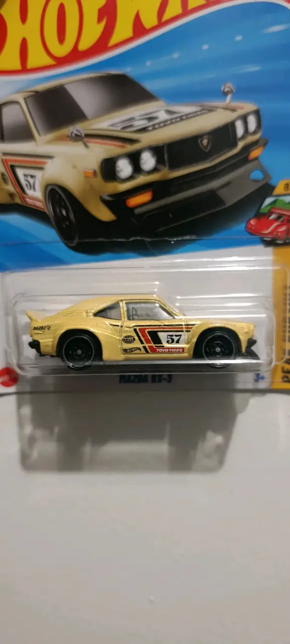 Autos Hot Wheels - 4