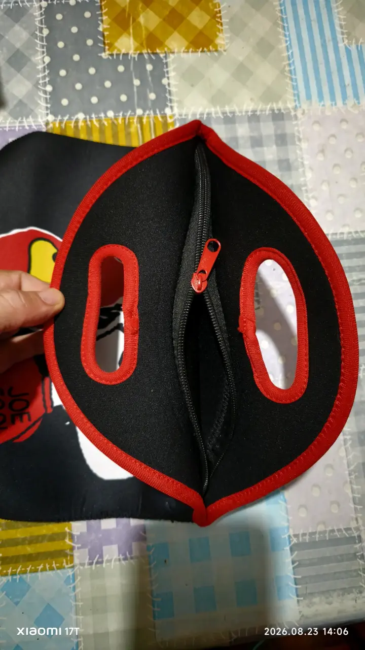 Bolso térmico Snoopy Joe Cool negro y rojo - 3