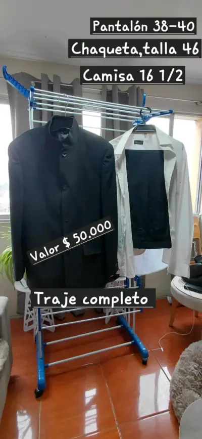 Traje completo con chaqueta, pantalón y camisa - miniatura 1