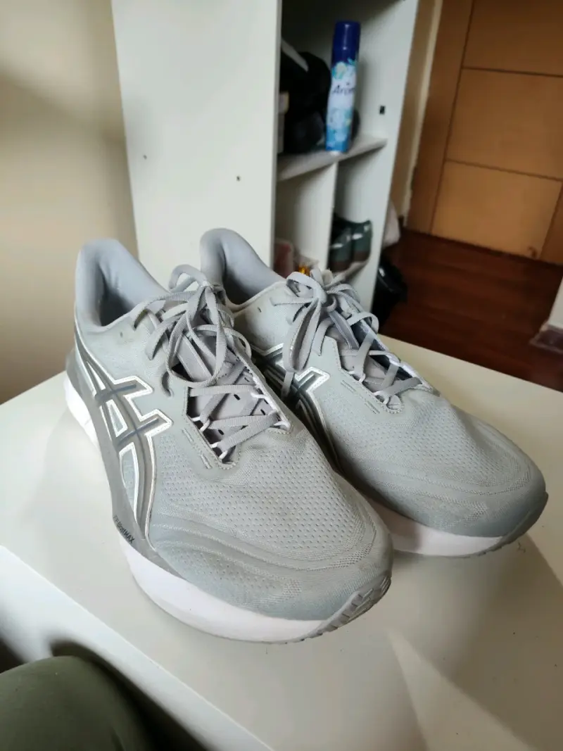 Zapatillas deportivas grises Asics talla 48 - 2